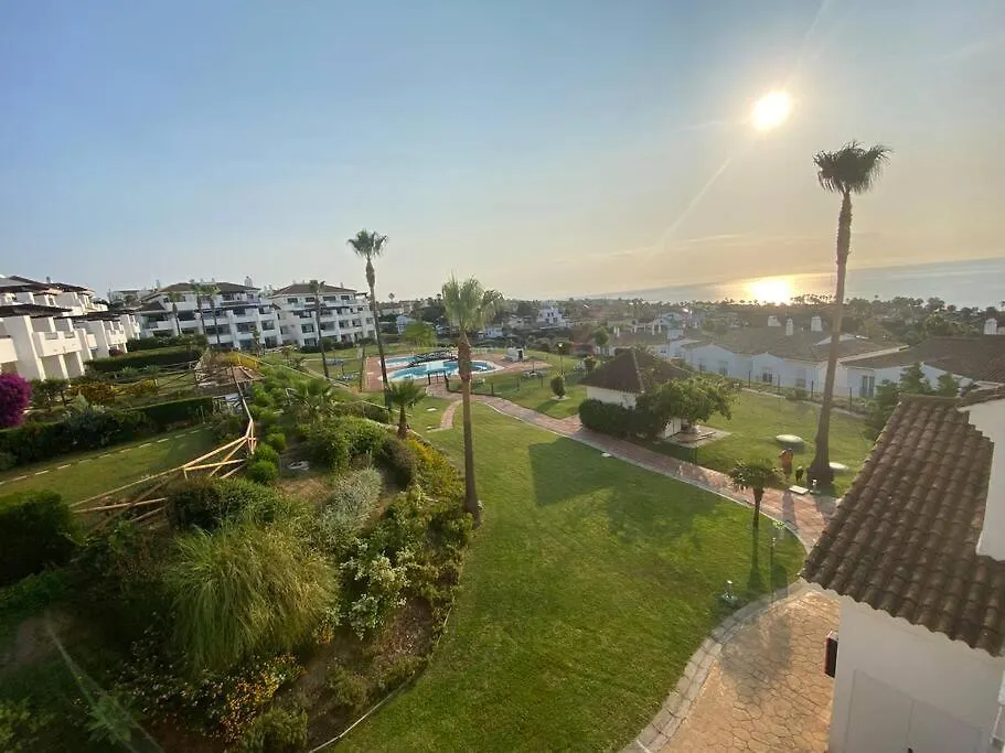 Shanti Sea View Apartment Alcaidesa