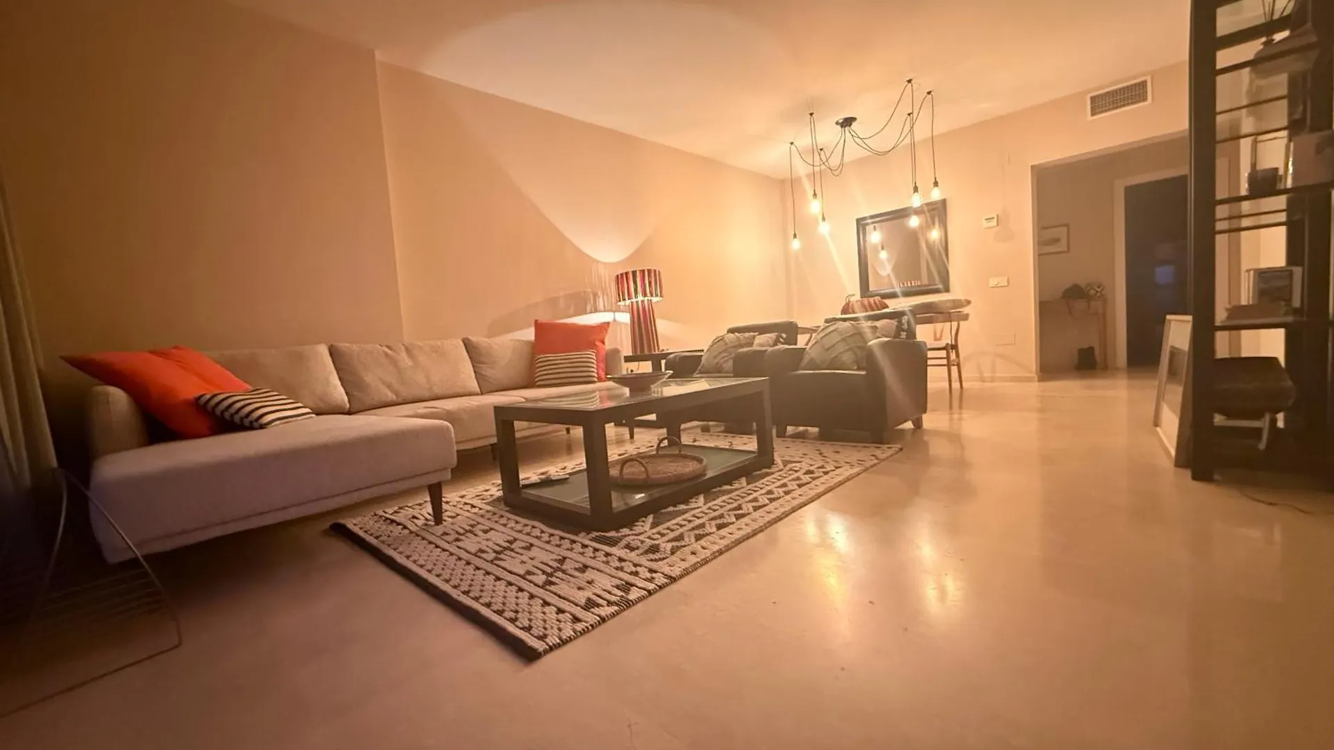 Shanti Sea View Apartment Alcaidesa